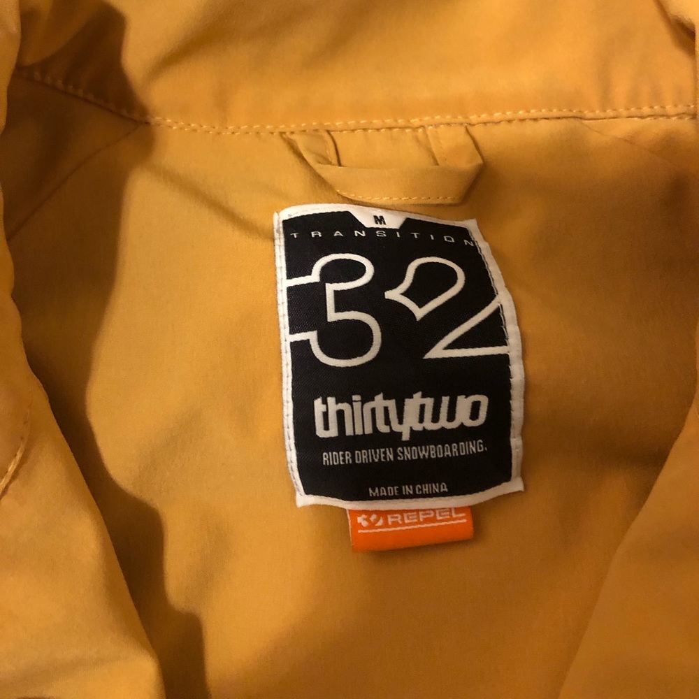 Like-New 38 Jacket - Picture 3 of 3